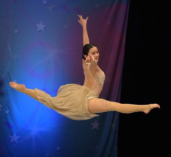 Leaping Dancer